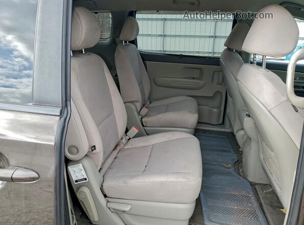 KNDMB5C10G6134866 2016 KIA SEDONA Brown Vista interior trasera