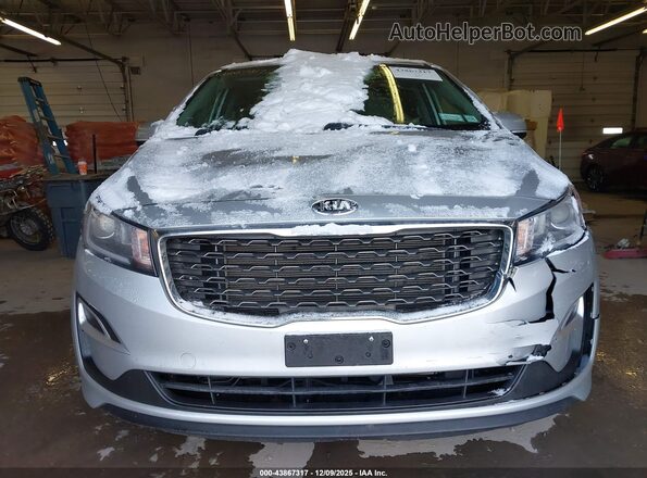 KNDMB5C10L6594023 2020 KIA SEDONA Silver Vista del cuadro de instrumentos