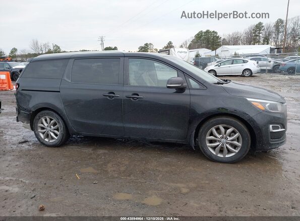 KNDMB5C10L6626100 2020 KIA SEDONA Gray უკანა სალონის ხედი