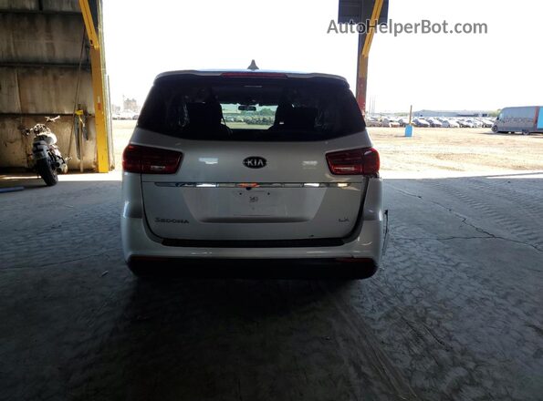 KNDMB5C10M6672995 2021 KIA SEDONA Silver Rear view
