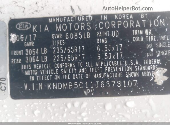 KNDMB5C11J6373107 2018 KIA SEDONA White Widok komory silnika