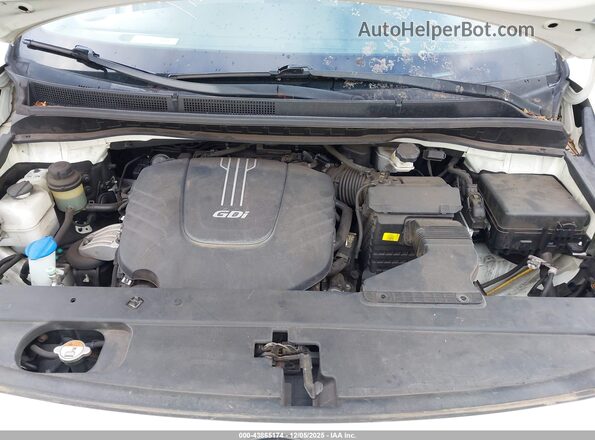 KNDMB5C15J6378858 2018 KIA SEDONA Белый Вид сзади