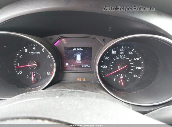 KNDMB5C15M6662088 2021 KIA SEDONA White Vista de los asientos traseros