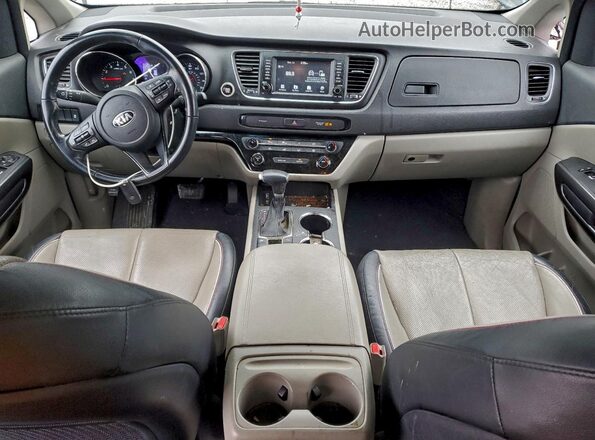 KNDMB5C16K6562272 2019 KIA SEDONA Черный Вид панели приборов