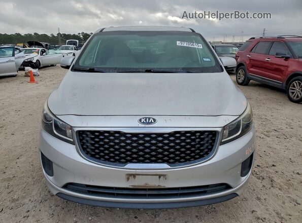 KNDMB5C1XG6134230 2016 KIA SEDONA Silver Widok z przodu