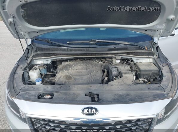 KNDMB5C1XM6673538 2021 KIA SEDONA Silver Rear view