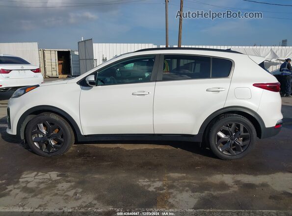 KNDP63AC3N7983942 2022 KIA SPORTAGE Белый Вид задней части салона