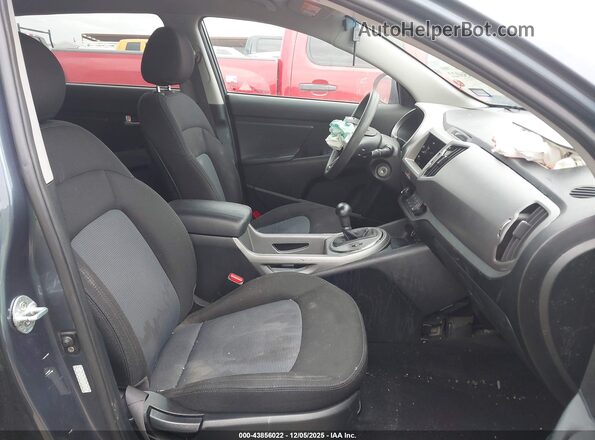 KNDPBCAC4G7878163 2016 KIA SPORTAGE Dark Blue Widok wnętrza z przodu