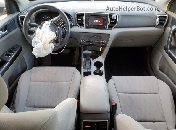 KNDPM3AC7K7616639 2019 KIA SPORTAGE Silver Dashboard view