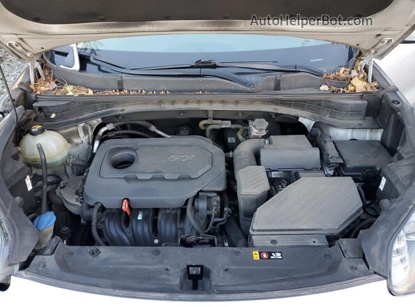 KNDPM3AC7K7616639 2019 KIA SPORTAGE Silver Engine compartment view