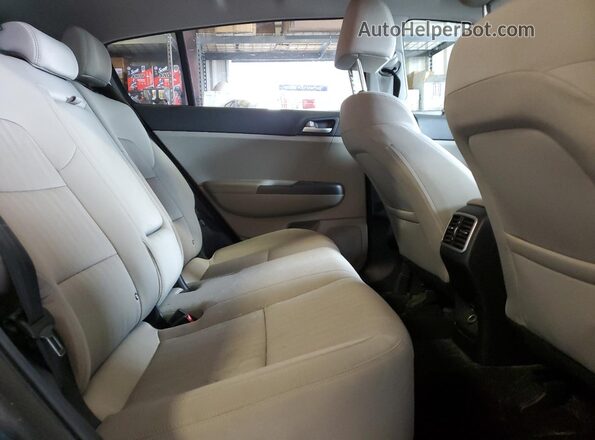 KNDPMCAC4L7793182 2020 KIA SPORTAGE Синий Вид задней части салона