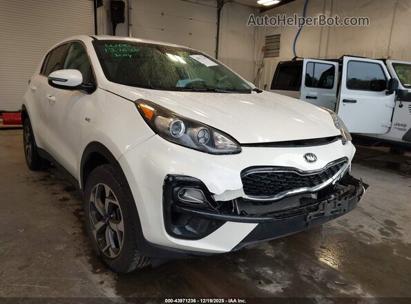 KNDPMCAC4M7909739 2021 KIA SPORTAGE White Передня права чверть