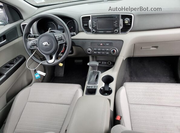 KNDPMCAC6J7359505 2018 KIA SPORTAGE Gray Dashboard view