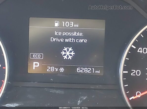 KNDPMCAC8N7010156 2022 KIA SPORTAGE Красный 