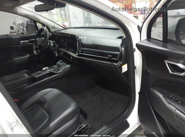 KNDPVCAG9P7112102 2023 KIA SPORTAGE HYBRID Белый Вид салона спереди