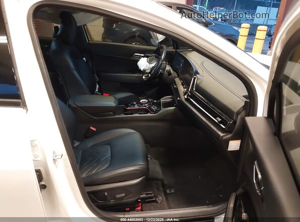 KNDPZDAH2P7034569 2023 KIA SPORTAGE PLUG-IN HYBRID White Вид салону спереду