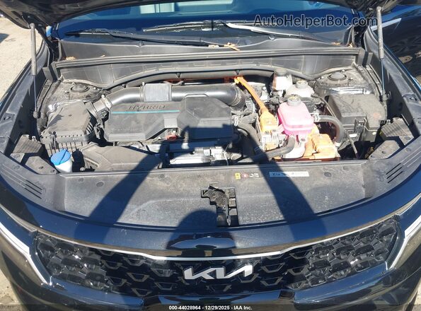 KNDRHDLG0P5202480 2023 KIA SORENTO HYBRID Черный Вид сзади