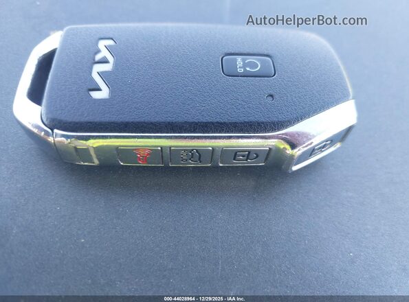 KNDRHDLG0P5202480 2023 KIA SORENTO HYBRID Черный Вид панели приборов
