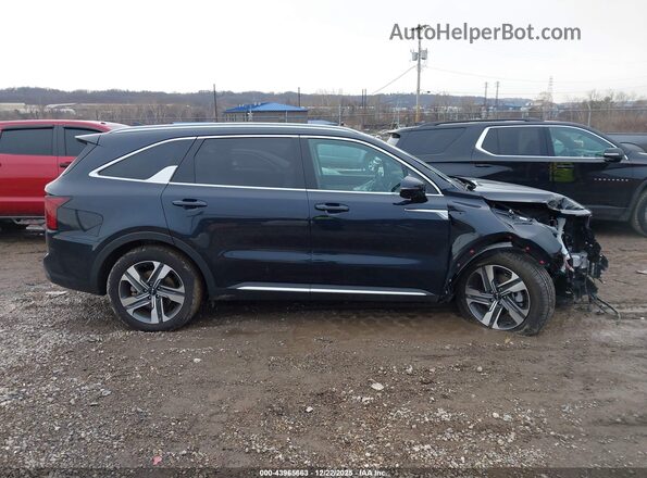 KNDRKDLG8P5220193 2023 KIA SORENTO HYBRID Черный Вид задней части салона