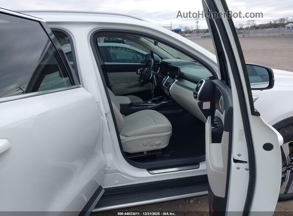 KNDRKDLGXP5204058 2023 KIA SORENTO HYBRID White Вид салону спереду