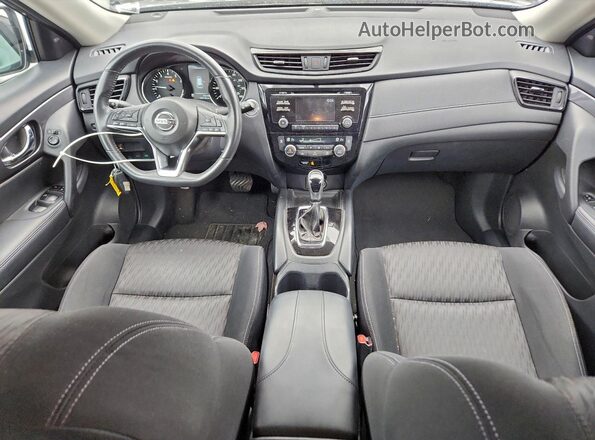 KNMAT2MV8HP506157 2017 NISSAN ROGUE Black Widok deski rozdzielczej