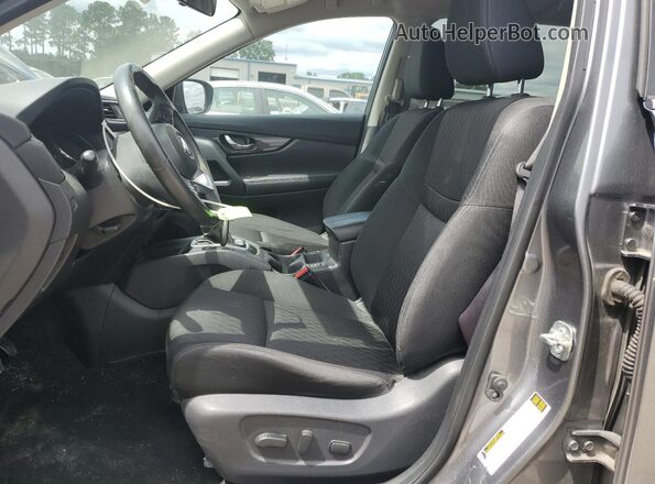 KNMAT2MV9JP560525 2018 NISSAN ROGUE Charcoal Front interior view