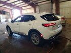2022 Buick Envision Preferred White vin: LRBAZLR47ND061197