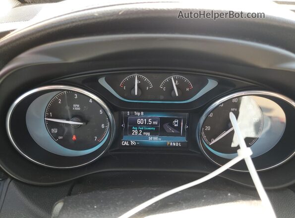 LRBFX1SA2JD006358 2018 BUICK ENVISION Красный Вид щитка приборов