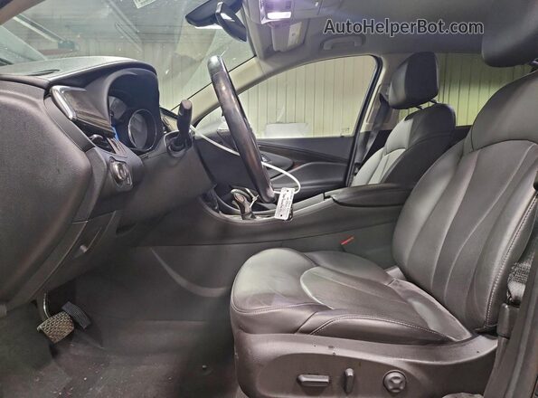LRBFX2SA5KD000545 2019 BUICK ENVISION Black Front interior view