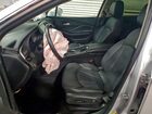 2018 Buick Envision Essence White vin: LRBFX2SA7JD005535
