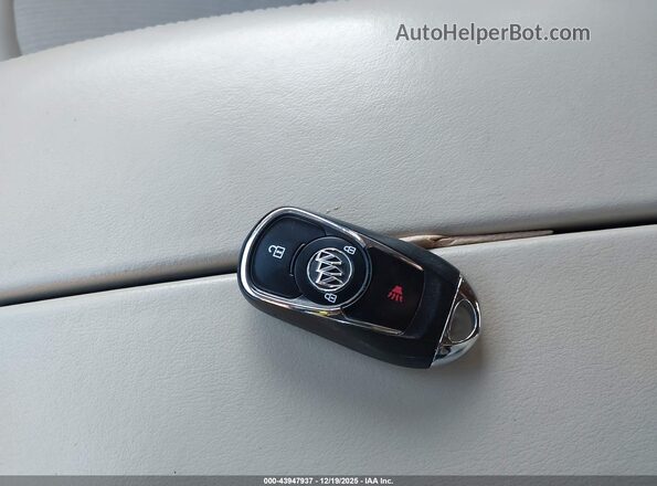 LRBFXASA4HD002502 2017 BUICK ENVISION Black Vista del salpicadero