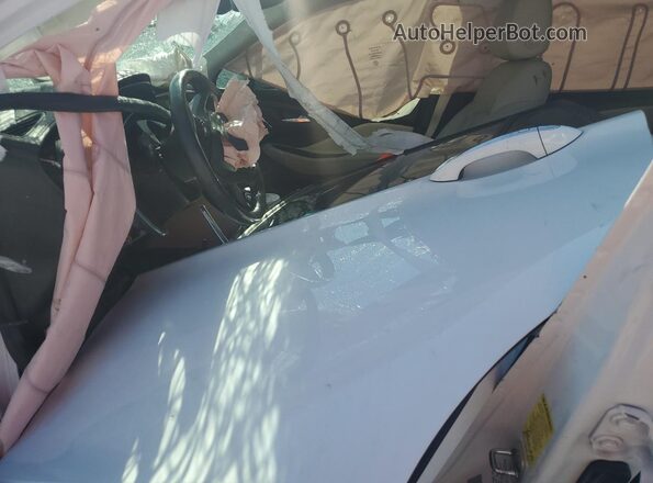 LRBFXCSA3KD021156 2019 BUICK ENVISION White Front interior view