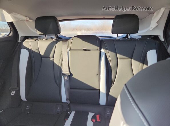 LRBFZLE45SD080922 2025 BUICK ENVISION Silver Rear seats view