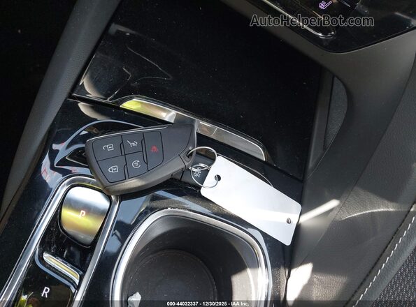 LRBFZMR44PD020363 2023 BUICK ENVISION Black Вид панелі приладів