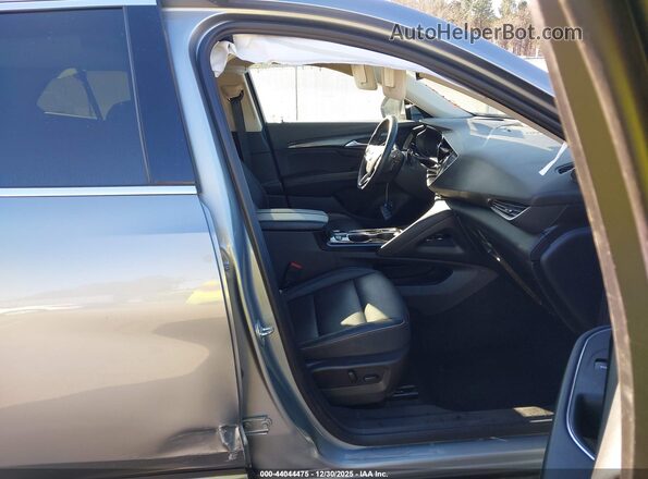 LRBFZNR46PD083034 2023 BUICK ENVISION Серый Вид салона спереди