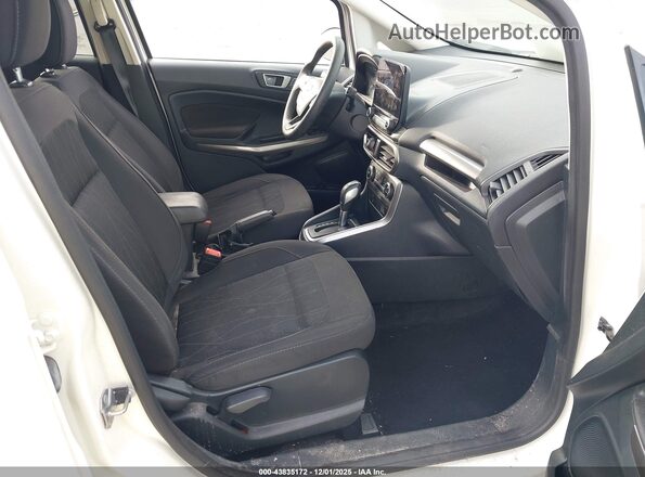 MAJ3S2GE2MC449811 2021 FORD ECOSPORT White Widok wnętrza z przodu