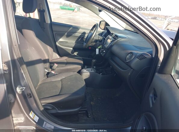 ML32F3FJ0HHF16158 2017 MITSUBISHI MIRAGE G4 Silver Вид салону спереду