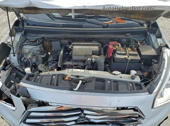 ML32F3FJ0JHF14819 2018 MITSUBISHI MIRAGE Серебряный Вид задней части салона