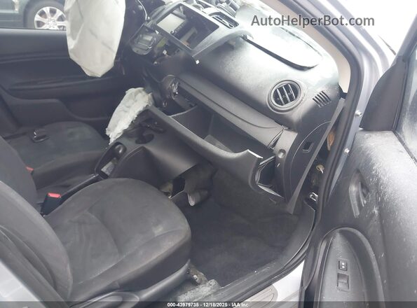 ML32F3FJ2LHF04957 2020 MITSUBISHI MIRAGE G4 Silver Widok wnętrza z przodu
