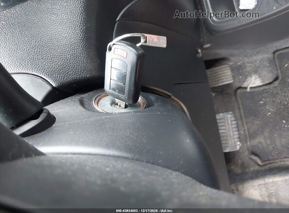 ML32F3FJ7HHF18716 2017 MITSUBISHI MIRAGE G4 Красный Вид панели приборов