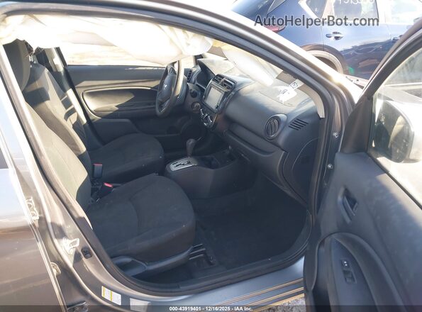 ML32F3FJXJHF15797 2018 MITSUBISHI MIRAGE G4 Серебряный Вид салона спереди
