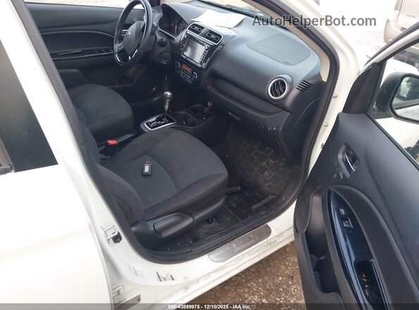 ML32F4FJ1JHF06685 2018 MITSUBISHI MIRAGE G4 Белый Вид салона спереди