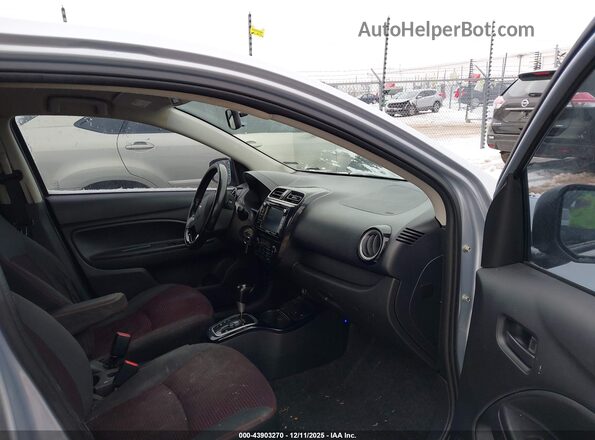 ML32F4FJ1LHF01036 2020 MITSUBISHI MIRAGE G4  Widok wnętrza z przodu