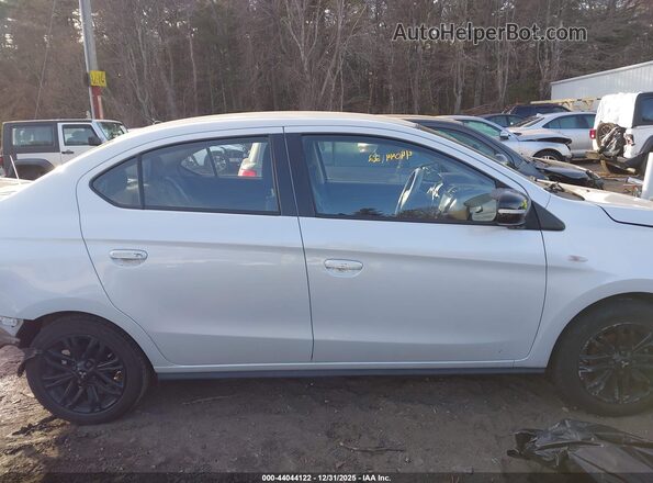 ML32FUFJ1NHF04683 2022 MITSUBISHI MIRAGE G4 White 360 interior view