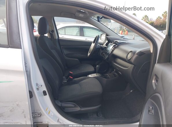 ML32FUFJ5MHF04040 2021 MITSUBISHI MIRAGE G4 Белый Вид салона спереди