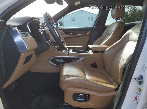 SADCJ2EX3MA675681 2021 JAGUAR F-PACE Белый Вид салона спереди