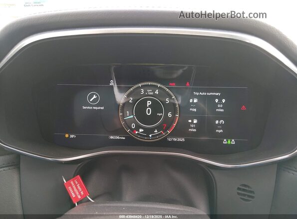 SADCJ2EX3MA681111 2021 JAGUAR F-PACE Белый Вид задних сидений