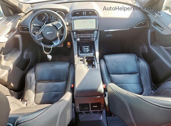 SADCM2FV3KA363538 2019 JAGUAR F-PACE Серебряный Вид панели приборов