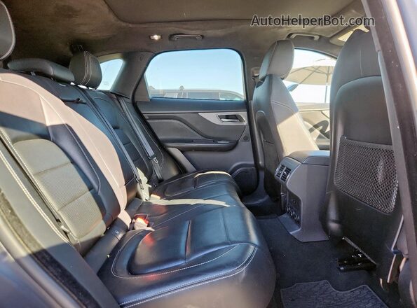 SADCM2FV3KA363538 2019 JAGUAR F-PACE Серебряный Вид задней части салона