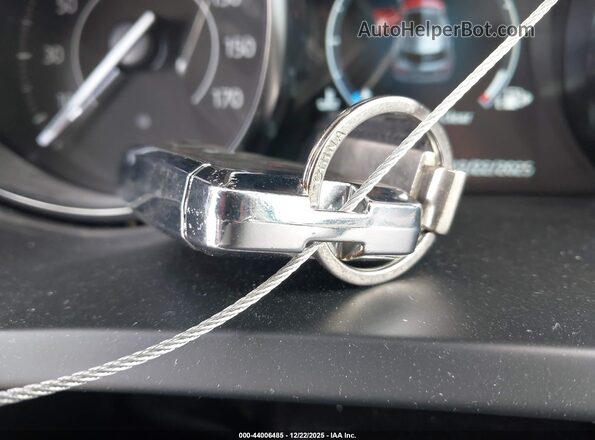 SADFK2FX8L1Z78804 2020 JAGUAR E-PACE Синий Вид панели приборов
